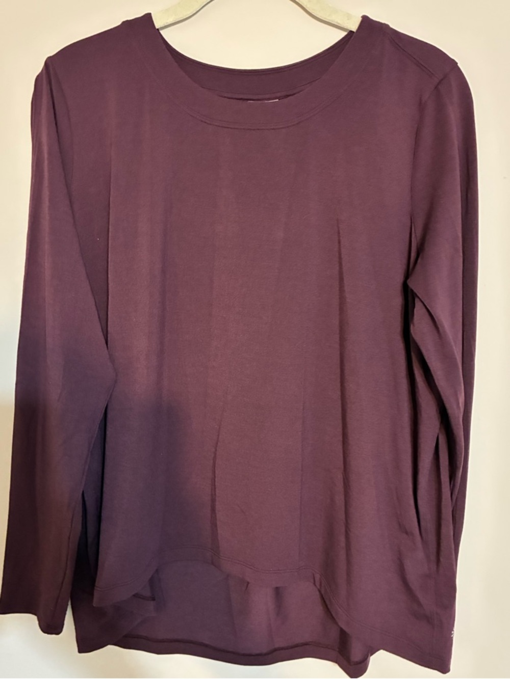 Athleta Women's Long-Sleeve Crewneck Top in Deep Plum Small